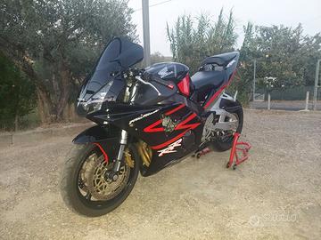 CBR 954 rr fireblade