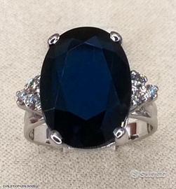 ANELLO IN ORO 18kt. DIAMANTI E ZAFFIRO ct. 11,34