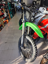 Kawasaki kxf 250 cross