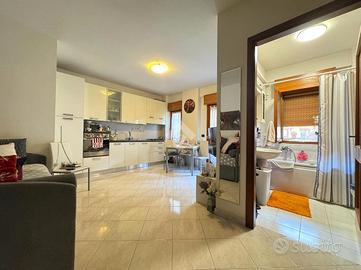 MONOLOCALE A MONTEROTONDO