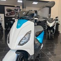 Piaggio 1 Active in OMAGGIO ELETTRICO PIEGHEVOLE