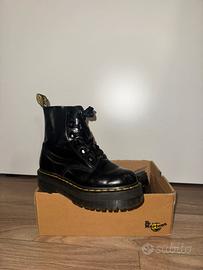 Dr Martens Molly Platform
