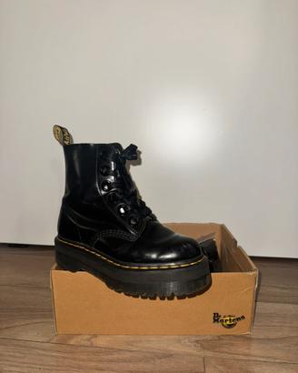 Dr Martens Molly Platform