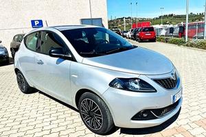 Lancia Ypsilon 1.0 FireFly 5 porte S&S Hybrid Gold