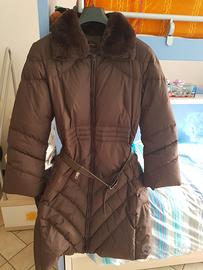 Piumino donna lungo 19.70 tg 46 marrone.