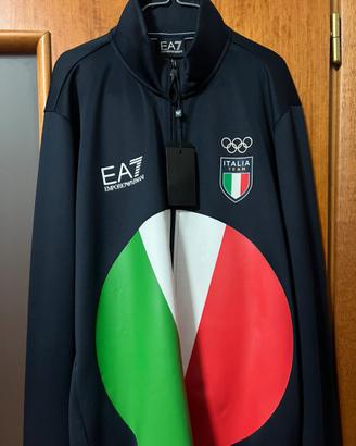 Tuta e t-shirt EA7 Italia Team