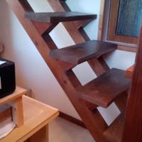 Scala in Abete in legno massello e lamellare