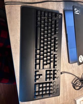 Logitech G213 Prodigy