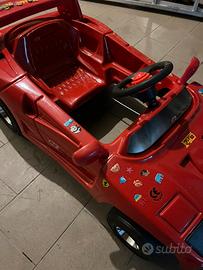 macchina con pedali ferrari