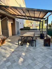 Pergola in ferro addossata