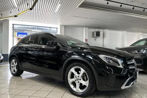 MERCEDES-BENZ GLA 180 Sport Automatic