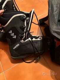 Scarponi snowboard come nuovi 42,5