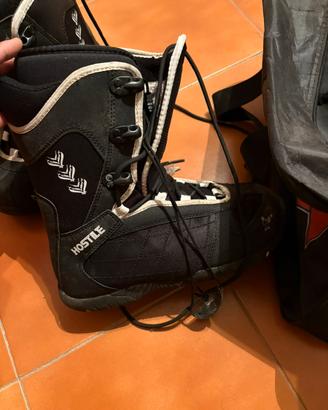 Scarponi snowboard come nuovi 42,5