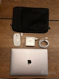 Macbook Pro M1 13” 256gb 8GB