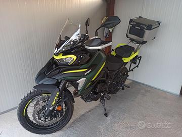 Benelli TRK 702 X