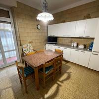 4 LOCALI A VALENZA