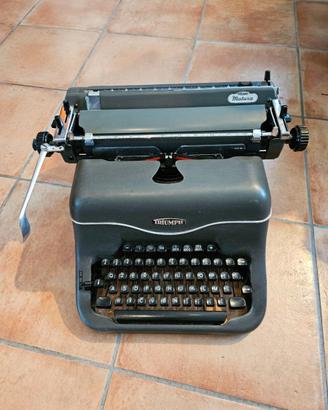 Macchina da scrivere Triumph Matura anni 50