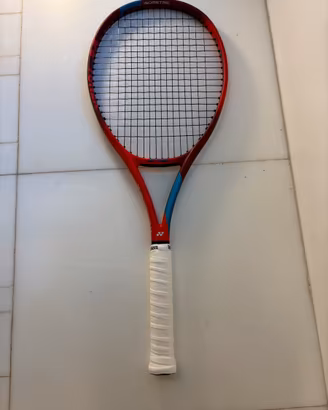 Racchetta da tennis yonex vcore