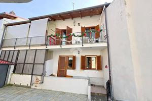 CASA SEMINDIPENDENTE A SAN FRANCESCO AL CAMPO