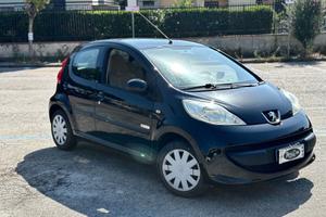 Peugeot 107 1.0 Benzina 68 Cv Clima