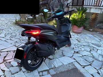 Piaggio Beverly 400S HPE