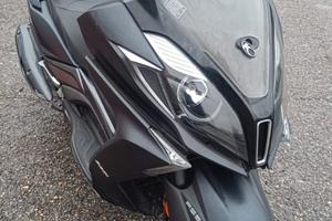 Kymco 350i del 2017 con ABS