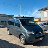 Vw Multivan 2.5 174cv cambio manual 6 marce