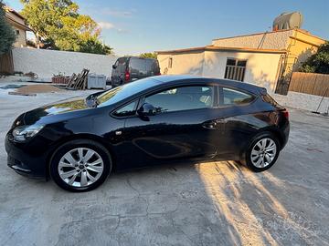 Opel Astra GTC
