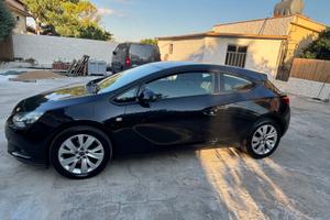 Opel Astra GTC