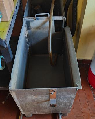 Vasca in alluminio con scarico