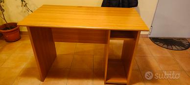 scrivania 