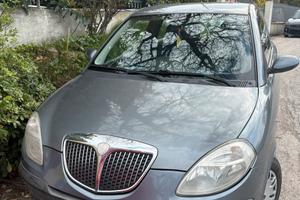 Lancia y metano 2006 neopatentati