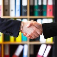 ACQUISTIAMO IL VOSTRO VEICOLO SUV, DIESEL, IBRIDO