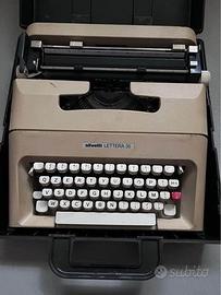 Macchina da scrivere olivetti vintage