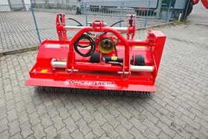 TRINCIA FORESTALE CONCEPT GTS 180
