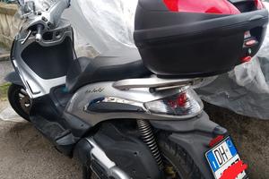 scooter piaggio Beverly tourer 400 anno 2006