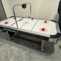 Air hockey