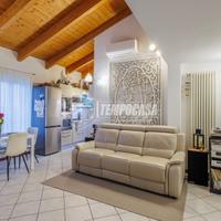 Luminoso quadrilocale su due livelli