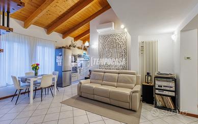 Luminoso quadrilocale su due livelli