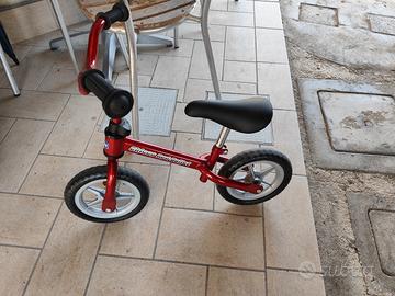 bici da bambino/a a spinta della Chicco