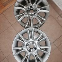 4 Cerchi in lega + 2 gomme termiche