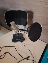 Microfono per registrarsi da casa