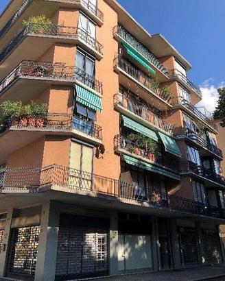 Immobile in asta di 101 m² con 3 locali a Mantova