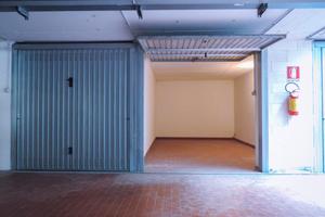 Garage ampio 17m² San Lazzaro - zona Caselle