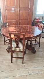 tavolo tondo più sedie