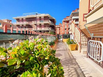 6 LOCALI A GAETA