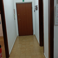 Ampio ufficio ad uso professionale