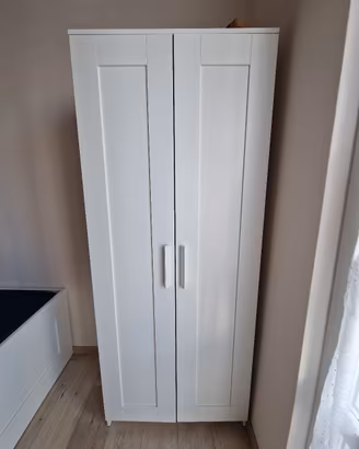 Guardaroba Ikea a due ante 