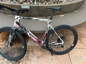 3T Exploro Prima Generazione Carbonio – Taglia XL