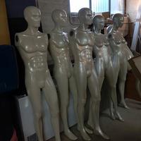 5 MANICHINI  + 3 manichini teenager in omaggio